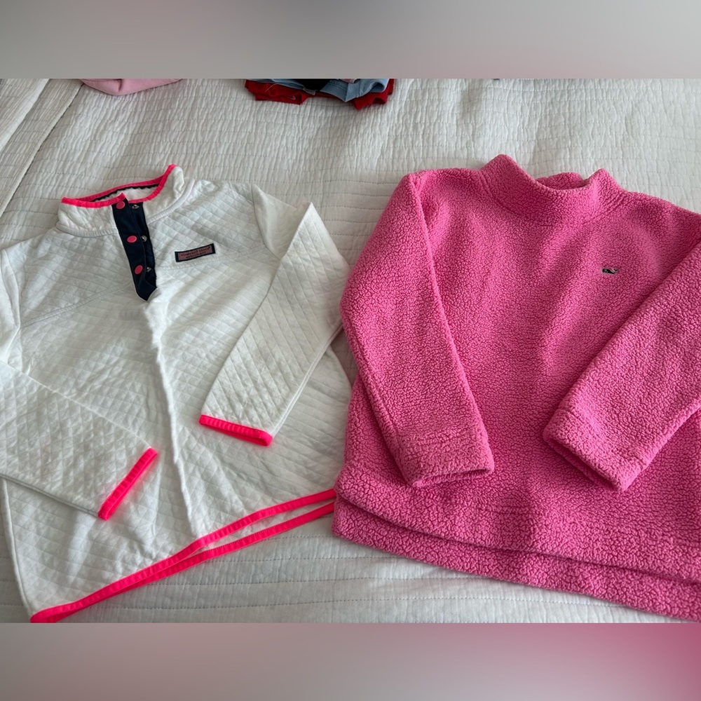 Girls Vineyard Vines Bundle of 2 Sweatshirts - Size 10/12 - Excellent condition!
